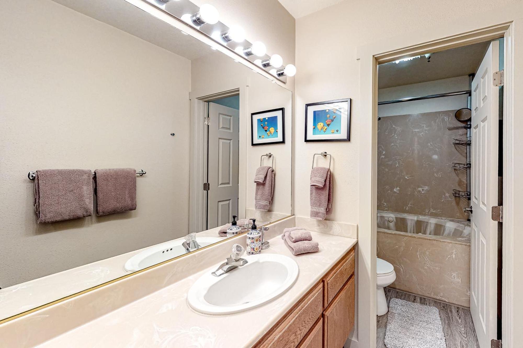 Ketchum Getaways Apartment Room photo